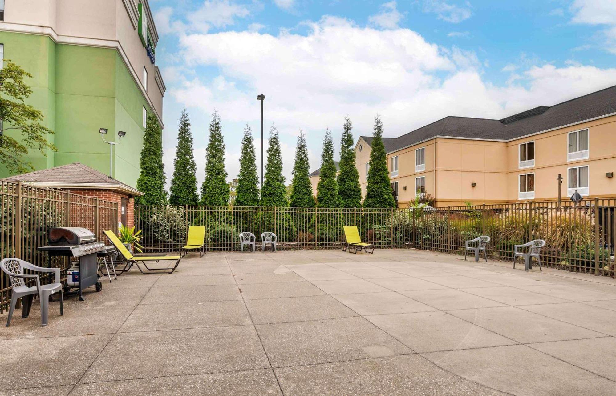 Extended Stay America Suites - Evansville - East Exterior foto